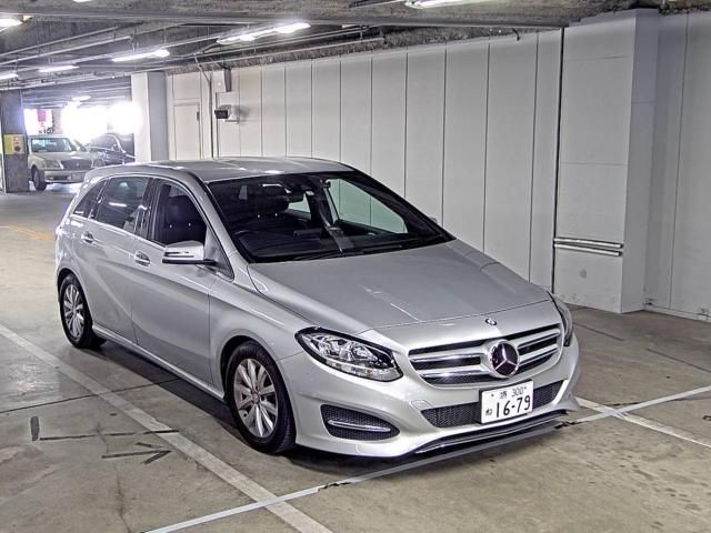 146 Mercedes benz B class 246242 2015 г. (ZIP Osaka)